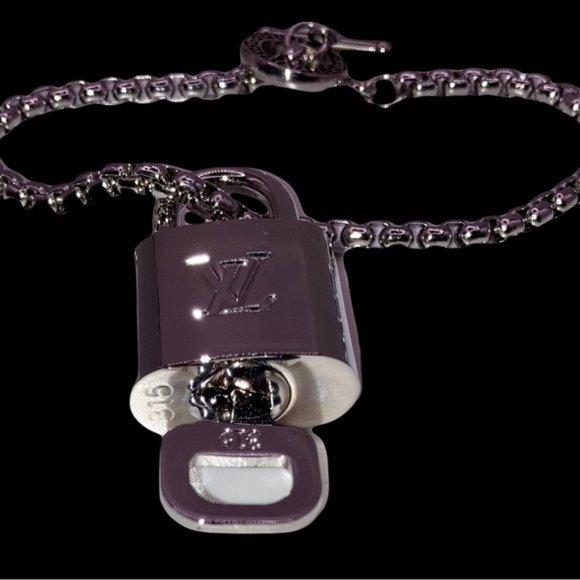 Louis VUITTON Padlock Key and Toggle Bracelet Set. Silver Polished✨#315 - Picture 5 of 5